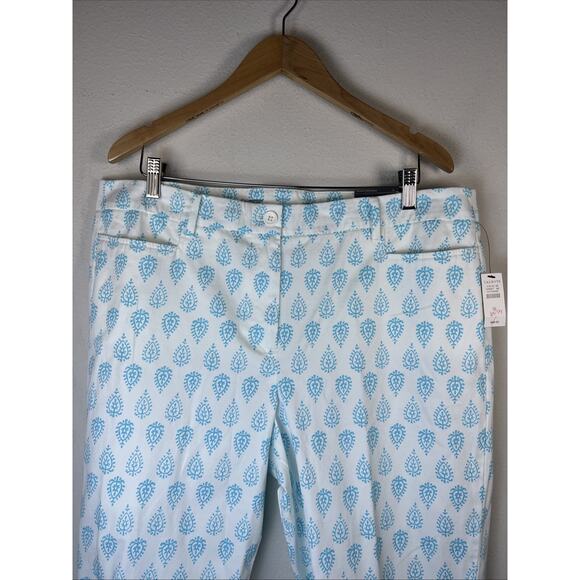 Talbots size 16 Perfect Skimmer Crop Capri Pants White Blue Paisley $89.00 NWT - Picture 7 of 13